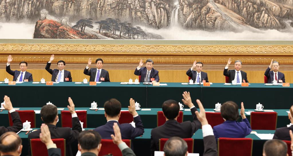 黨的二十大主席團(tuán)舉行第一次會(huì)議 習(xí)近平出席會(huì)議并作重要講話